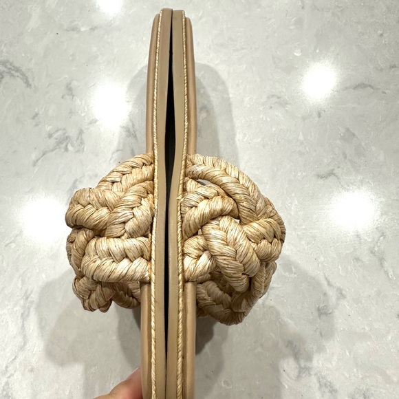 Zara women’s tan woven raffia flat sandals / slides size 37 - Picture 6 of 11